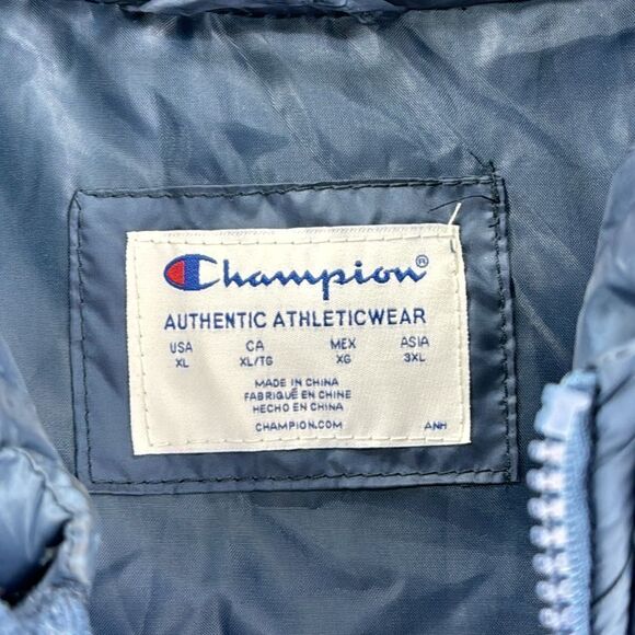 Champion Puffer Vest- Blue- Size XL - Picture 4 of 9